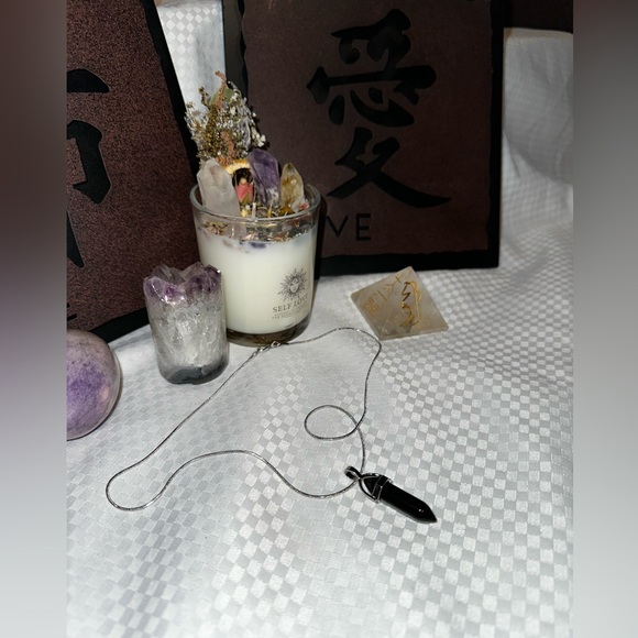 Black Tourmaline Crystal Point pendant with silver 18 inch chain. - Picture 2 of 7